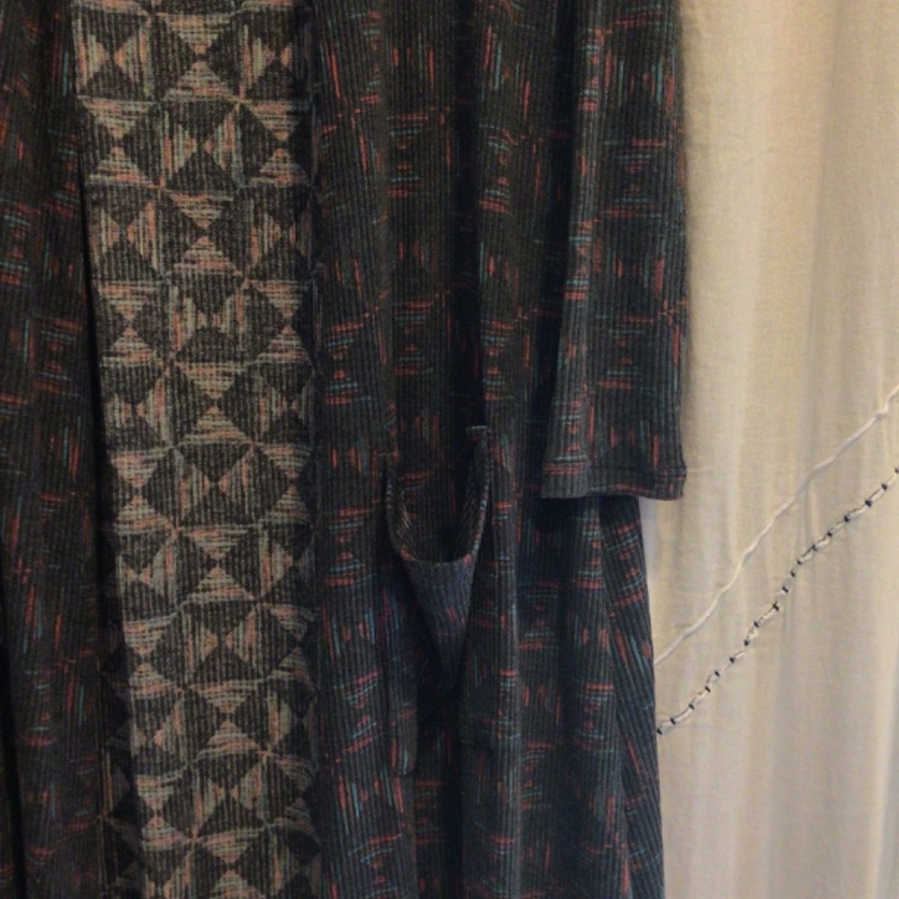 Lularoe Throw - image 4